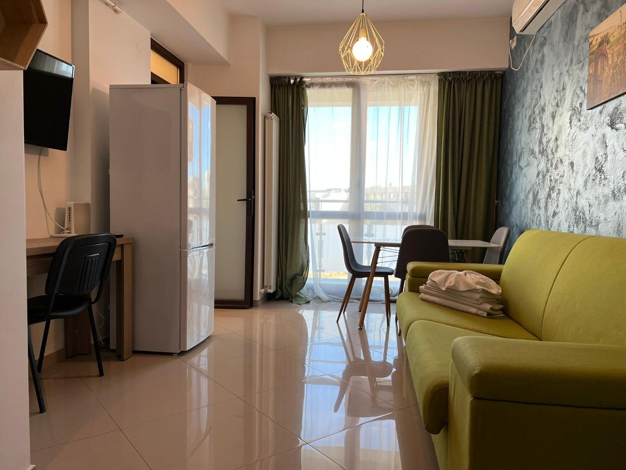 Luxury Glam Apartments Iasi At Lazar Palas エクステリア 写真