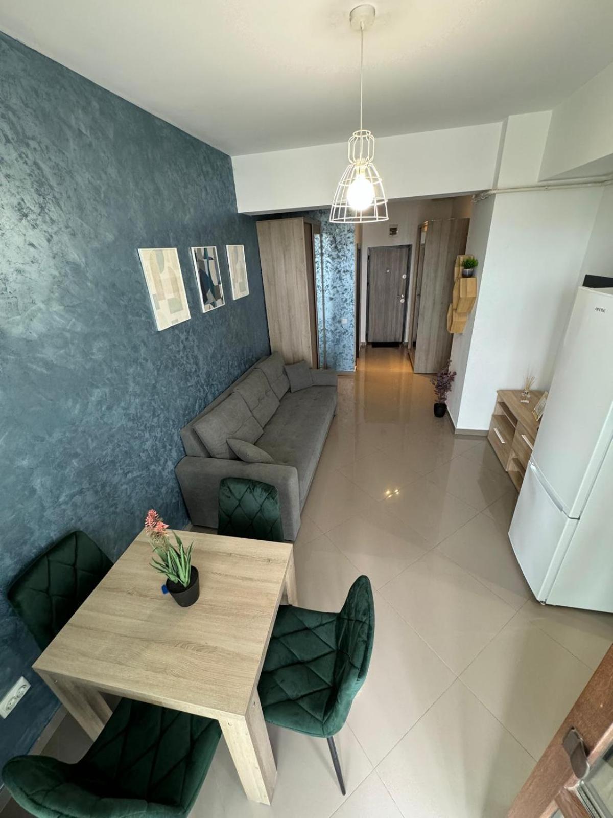 Luxury Glam Apartments Iasi At Lazar Palas エクステリア 写真