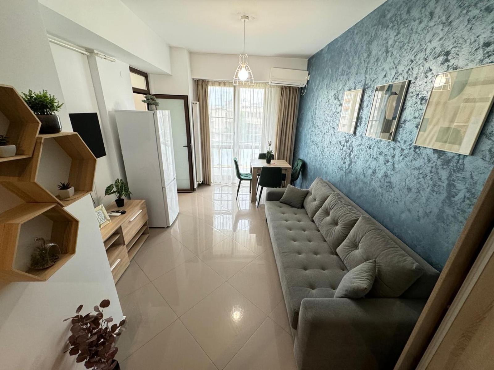 Luxury Glam Apartments Iasi At Lazar Palas エクステリア 写真