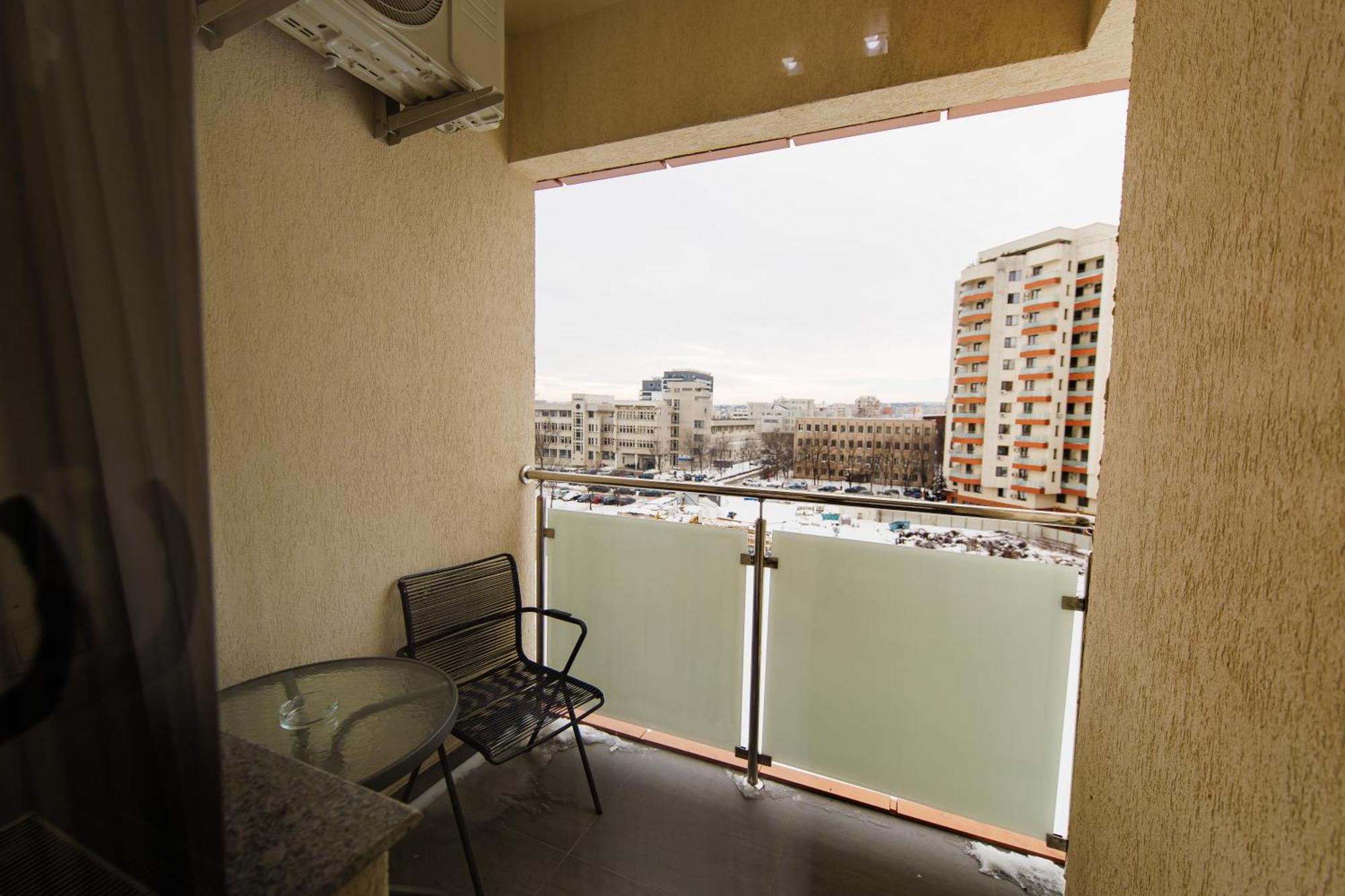 Luxury Glam Apartments Iasi At Lazar Palas エクステリア 写真
