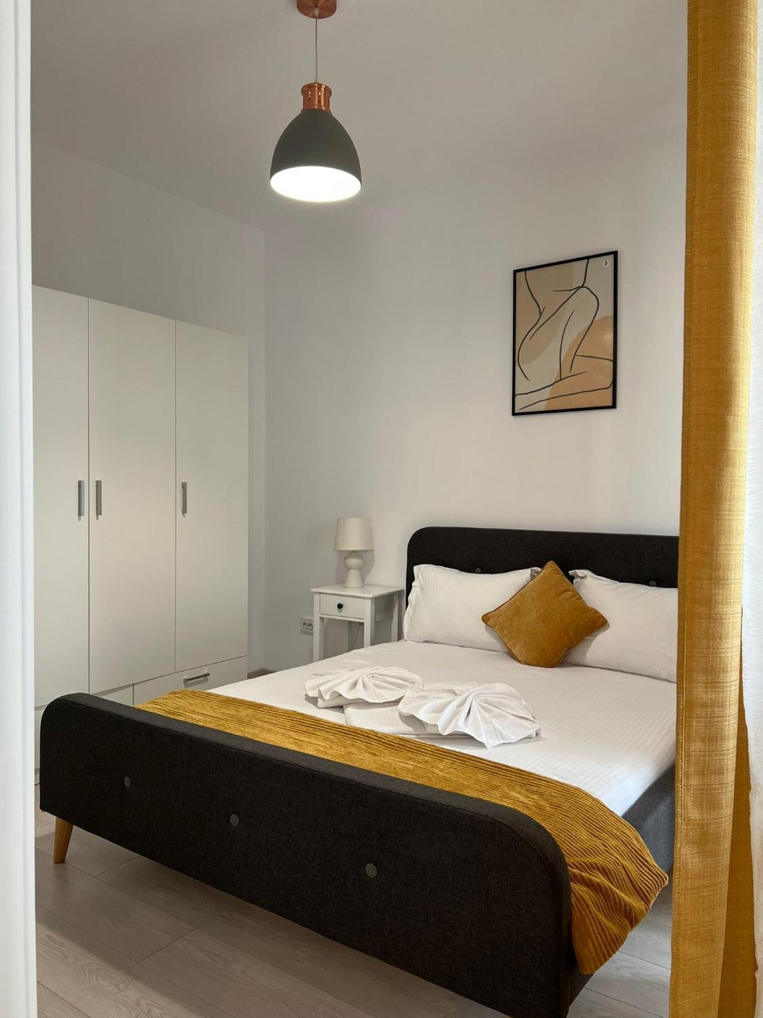 Luxury Glam Apartments Iasi At Lazar Palas エクステリア 写真